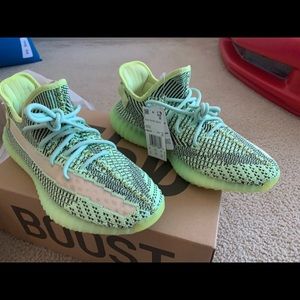 Yeezy 350 v2 reflective